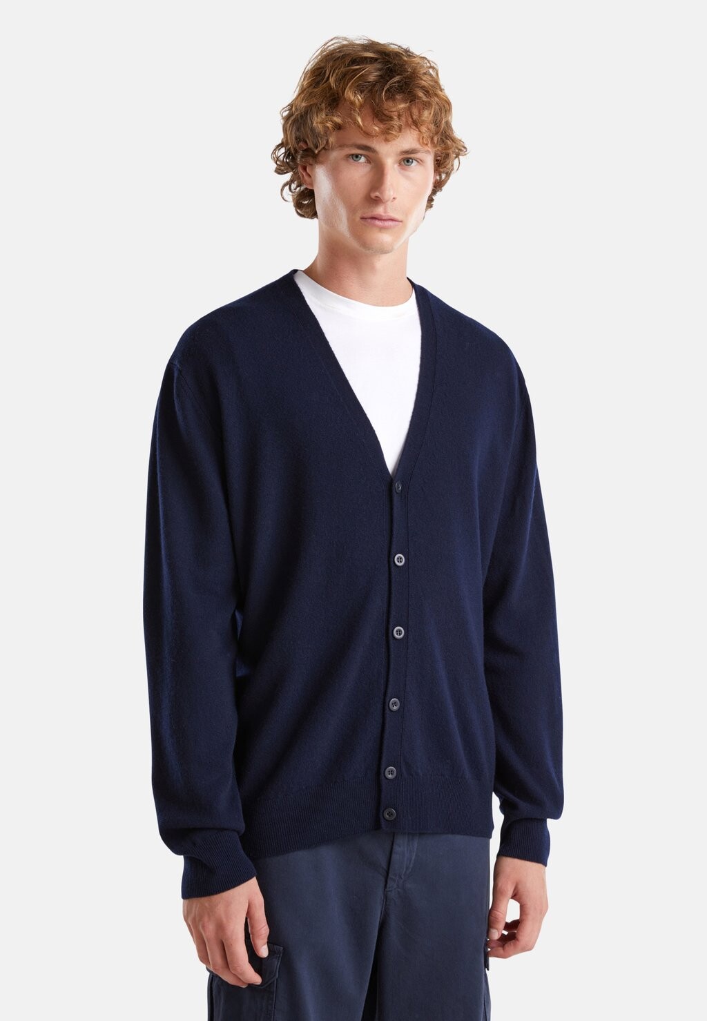 Кардиган WITH CHAINSTITCH LOGO ON BACK RELAXED FIT United Colors of Benetton, синий
Кардиган WITH CHAINSTITCH LOGO ON BACK RELAXED FIT United Colors of Benetton, синий