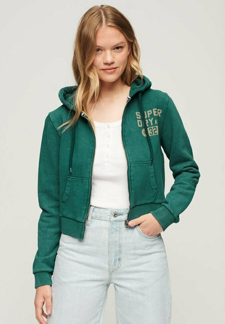 Толстовка на молнии Superdry Athletic Essential Crop, темно-зеленая сосна, Зеленый;серый
Толстовка на молнии Superdry Athletic Essential Crop, темно-зеленая сосна, Зеленый;серый