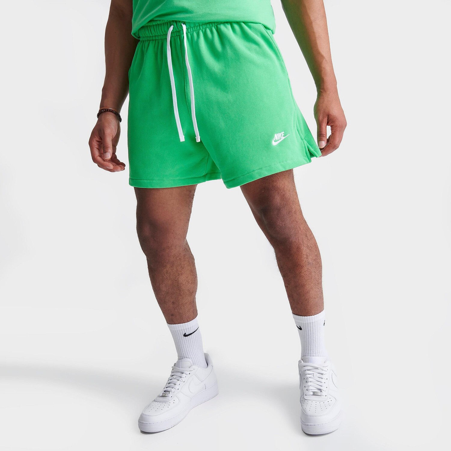 Мужские шорты из флиса струящегося цвета французской махровой ткани Nike Club, зеленый
Мужские шорты из флиса струящегося цвета французской махровой ткани Nike Club, зеленый