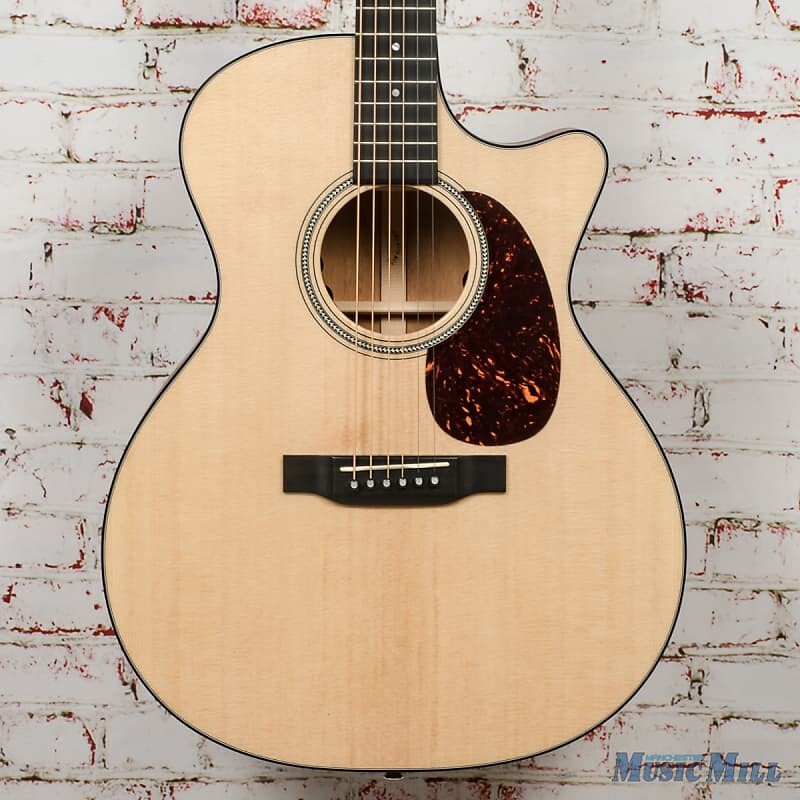 Акустическая гитара Martin GPC-16E Mahogany Grand Performance Acoustic-Electric Guitar Natural
Акустическая гитара Martin GPC-16E Mahogany Grand Performance Acoustic-Electric Guitar Natural