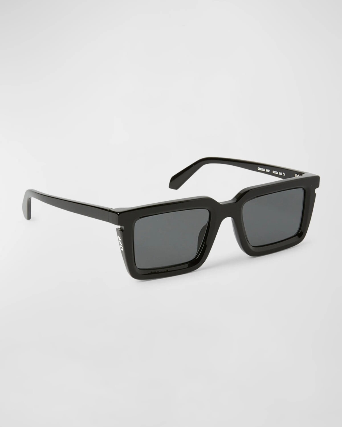 Мужские квадратные солнцезащитные очки Tucson из ацетата Off-White, цвет 1007 Black Dark Grey
Мужские квадратные солнцезащитные очки Tucson из ацетата Off-White, цвет 1007 Black Dark Grey