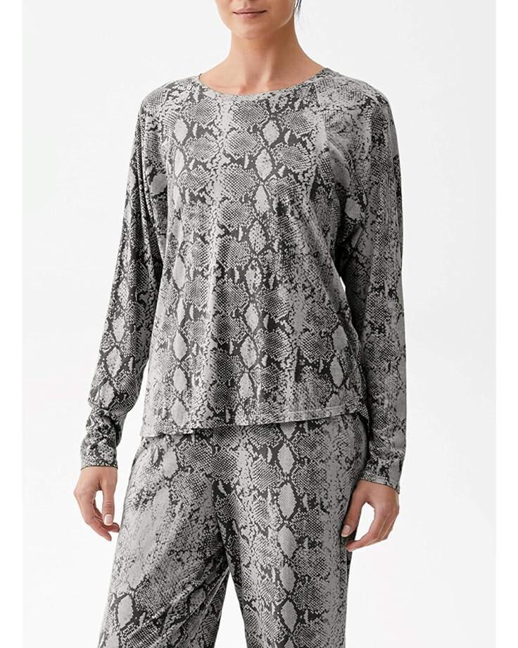 Топ Michael Stars Chiara Snake Print Ultra Jersey High-Low Top, цвет Heather Grey/Black
Топ Michael Stars Chiara Snake Print Ultra Jersey High-Low Top, цвет Heather Grey/Black
