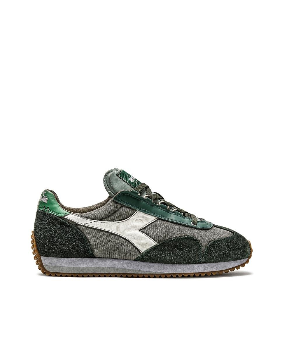 Кроссовки унисекс с эффектом потертости и нашивкой с логотипом бренда Diadora Heritage, темно-серый
Кроссовки унисекс с эффектом потертости и нашивкой с логотипом бренда Diadora Heritage, темно-серый