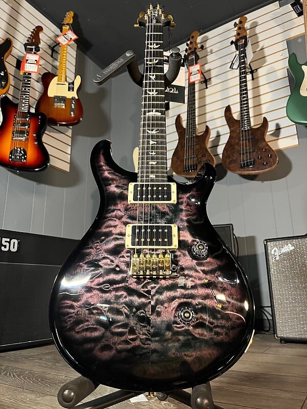 Электрогитара PRS Custom 24 Quilted 10 top Maple Neck Faded Violet Free Shipping & Hard Case
Электрогитара PRS Custom 24 Quilted 10 top Maple Neck Faded Violet Free Shipping & Hard Case