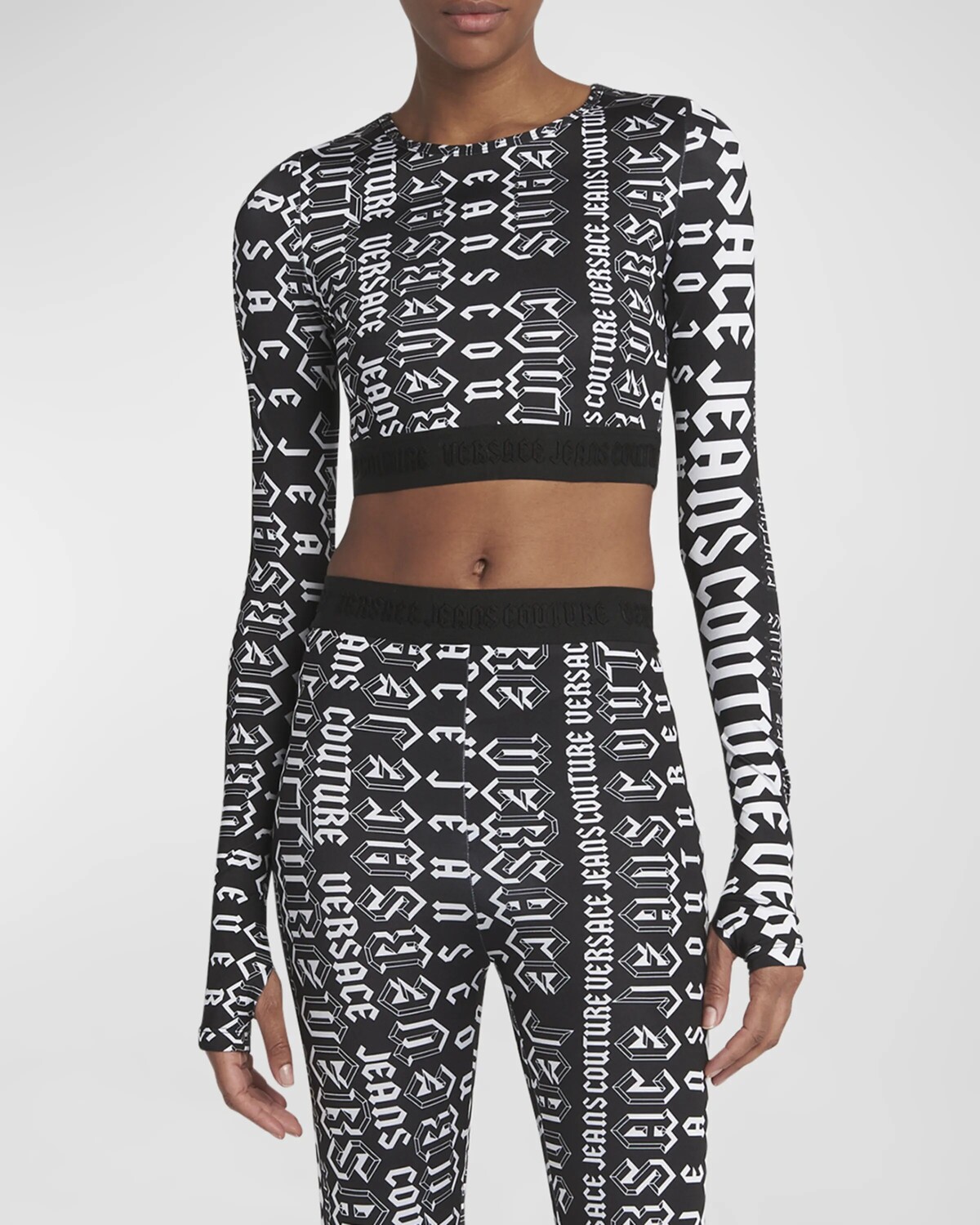 Эластичный топ с длинными рукавами и логотипом Versace Jeans Couture, цвет Blackwhite
Эластичный топ с длинными рукавами и логотипом Versace Jeans Couture, цвет Blackwhite
