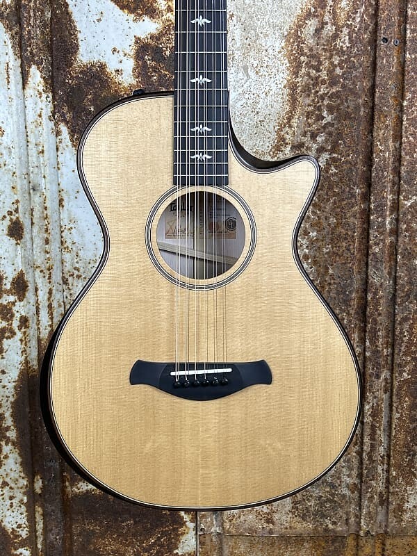 Акустическая гитара Taylor Builder's Edition 652ce Grand Concert 12-String Maple Acoustic-Electric
Акустическая гитара Taylor Builder's Edition 652ce Grand Concert 12-String Maple Acoustic-Electric