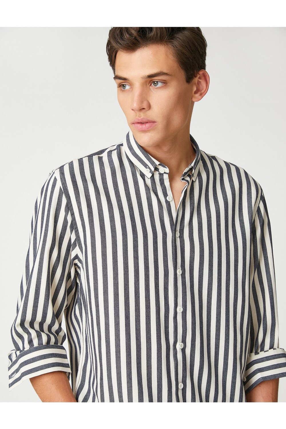Спортивная рубашка с длинным рукавом и классическим воротником Slim Fit Koton, серый
Спортивная рубашка с длинным рукавом и классическим воротником Slim Fit Koton, серый