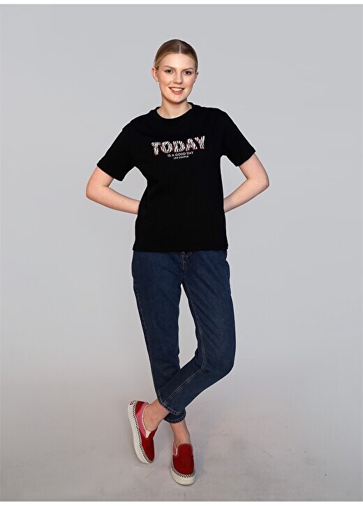 Черная женская футболка с круглым вырезом и принтом 242 LCF 242022 SANY BLACK Lee Cooper, черный
Черная женская футболка с круглым вырезом и принтом 242 LCF 242022 SANY BLACK Lee Cooper, черный