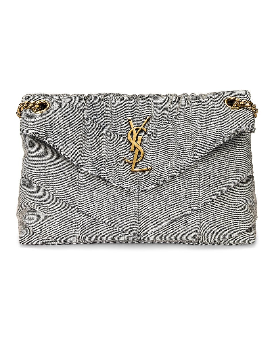 Сумка через плечо Saint Laurent Small Puffer Monogramme Denim Chain, цвет Denim Azur & Light Azur
Сумка через плечо Saint Laurent Small Puffer Monogramme Denim Chain, цвет Denim Azur & Light Azur