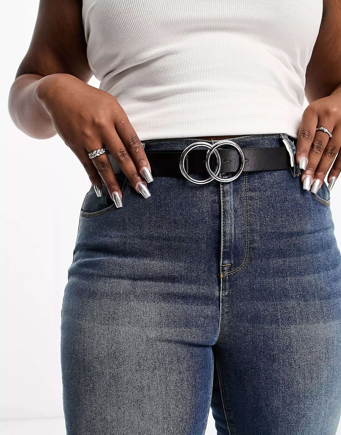 ASOS DESIGN Curve Ремень на талии и бедрах серебристого цвета с двойными скосами и поясом
ASOS DESIGN Curve Ремень на талии и бедрах серебристого цвета с двойными скосами и поясом