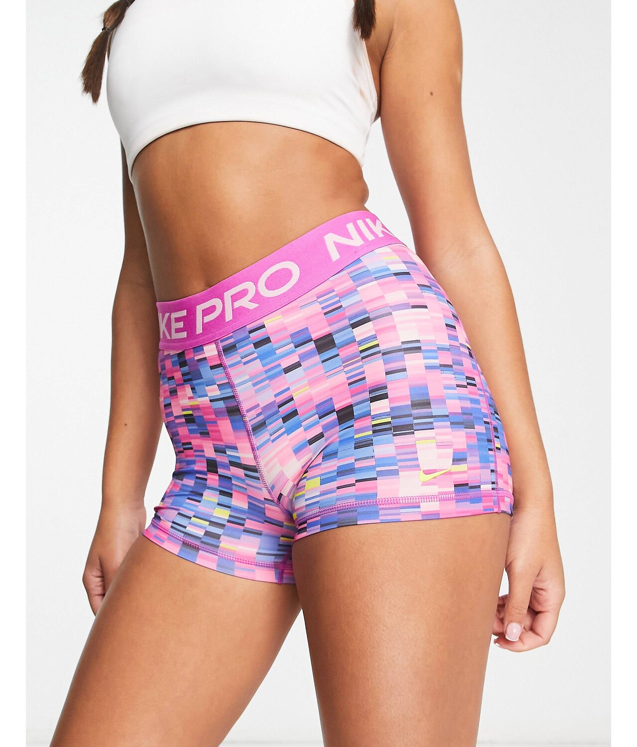 Розовые шорты Nike Pro Training dri fit шириной 3 дюйма с цифровой графикой Nike Training
Розовые шорты Nike Pro Training dri fit шириной 3 дюйма с цифровой графикой Nike Training