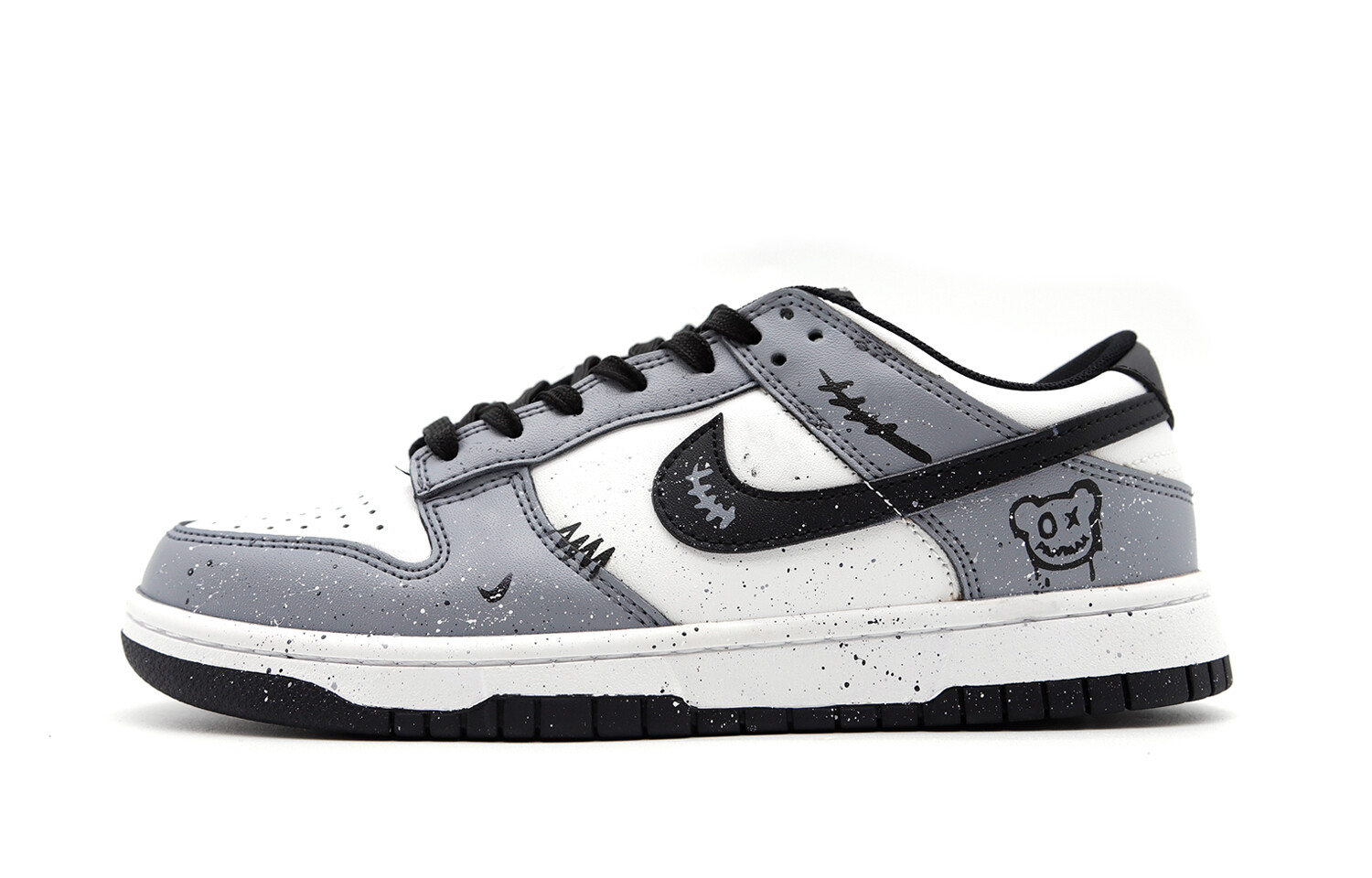 Кроссовки Nike Dunk Skateboarding Shoes Women's Low-top Black/white/gray, черный
Кроссовки Nike Dunk Skateboarding Shoes Women's Low-top Black/white/gray, черный