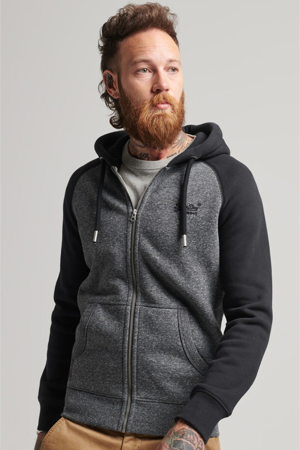 Толстовка Essential на молнии из органического хлопка с логотипом Superdry, серый
Толстовка Essential на молнии из органического хлопка с логотипом Superdry, серый