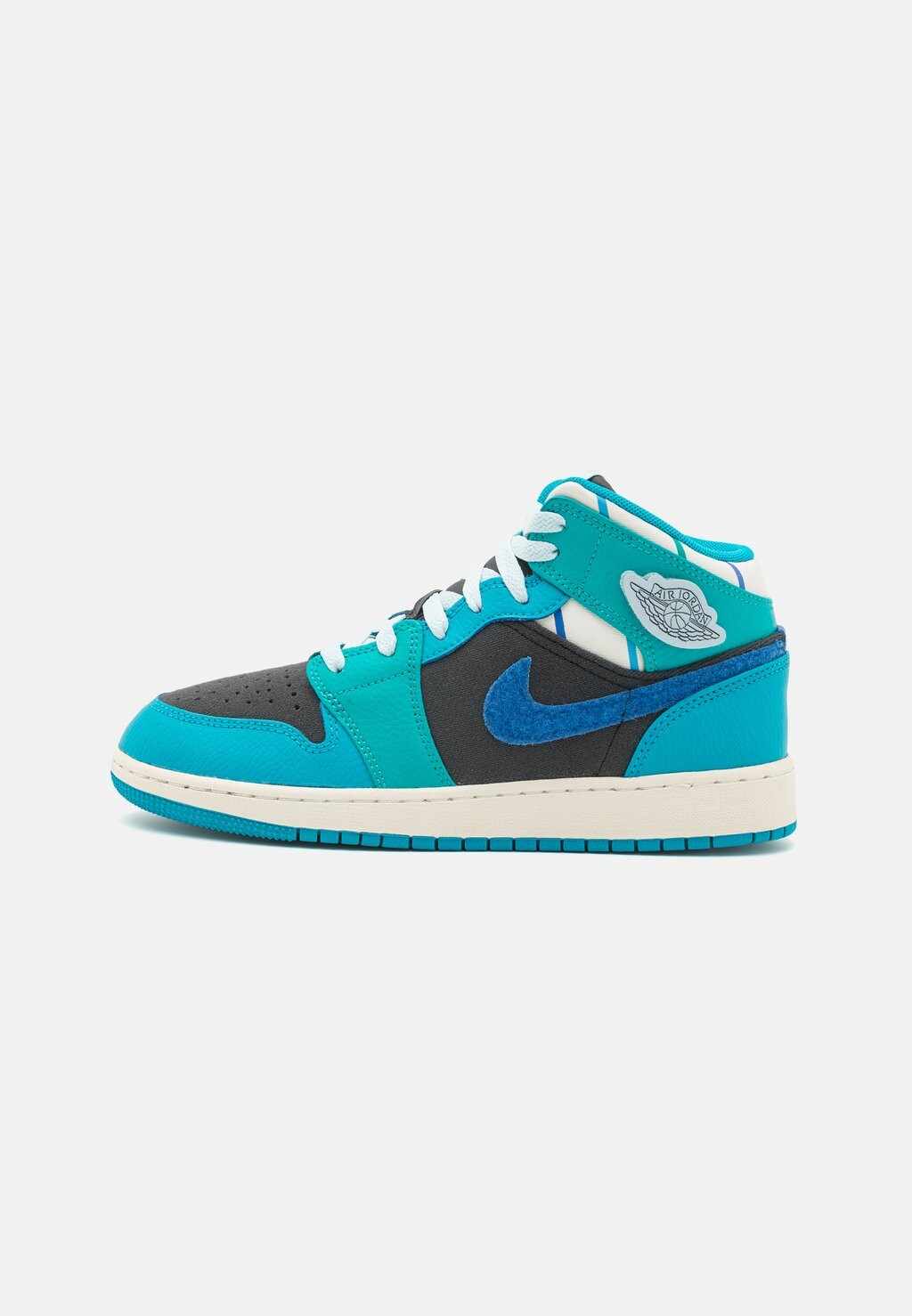Низкие кроссовки Air Jordan 1 Mid Unisex Jordan, цвет anthracite/glacier blue/aquatone/new emerald/sail/-fire red
Низкие кроссовки Air Jordan 1 Mid Unisex Jordan, цвет anthracite/glacier blue/aquatone/new emerald/sail/-fire red