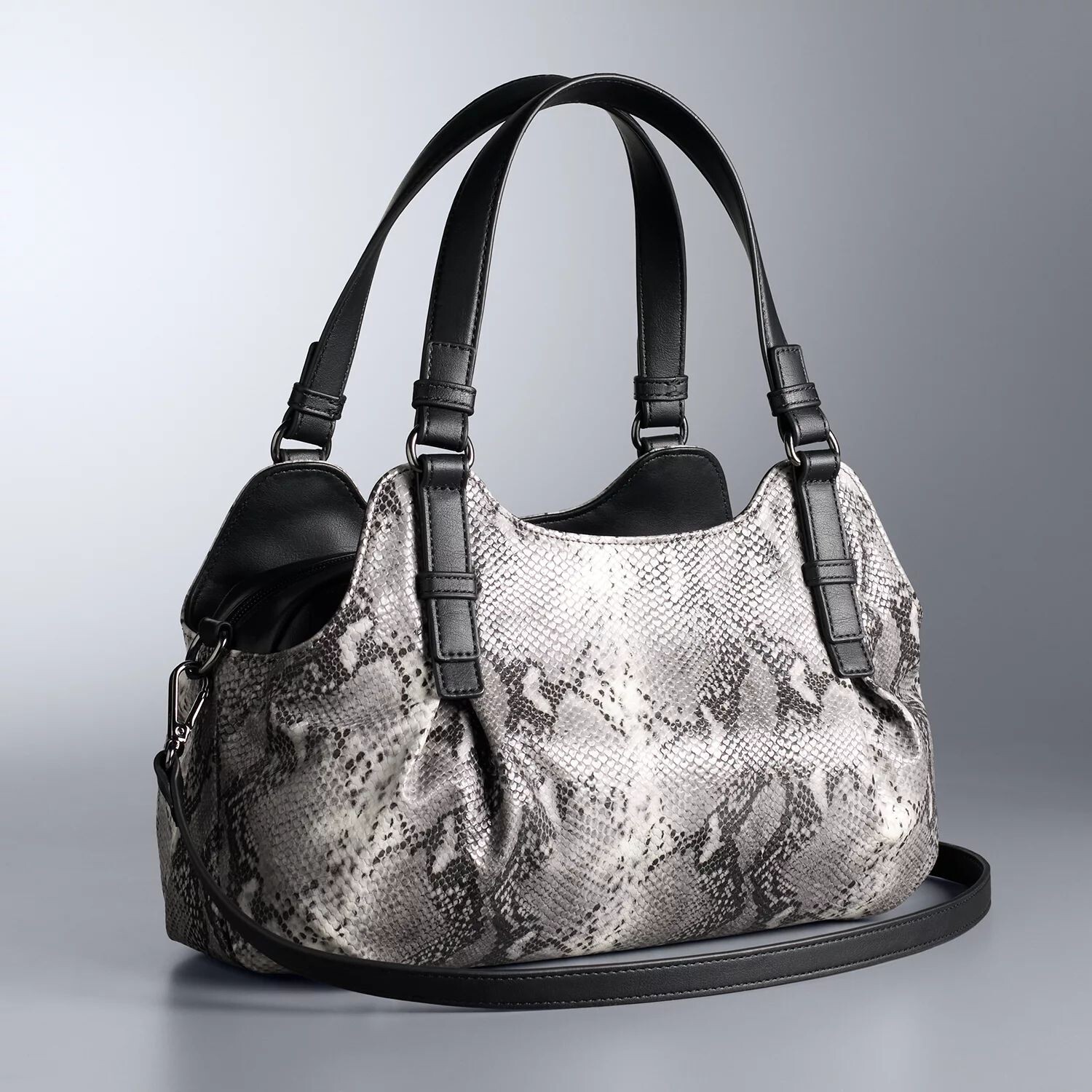 Женская сумка-портфель Simply Vera Vera Wang Buena из искусственной змеиной кожи Simply Vera Vera Wang
Женская сумка-портфель Simply Vera Vera Wang Buena из искусственной змеиной кожи Simply Vera Vera Wang