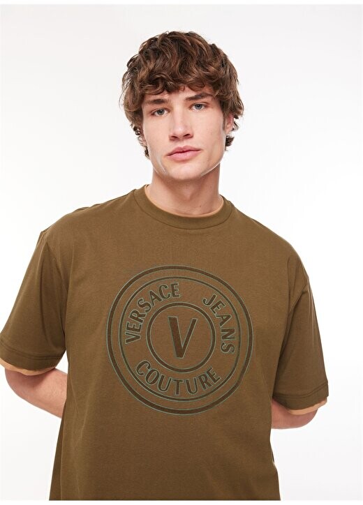 Мужская футболка цвета хаки с круглым вырезом 75GAHI04CJ00I107 Versace Jeans Couture, хаки
Мужская футболка цвета хаки с круглым вырезом 75GAHI04CJ00I107 Versace Jeans Couture, хаки