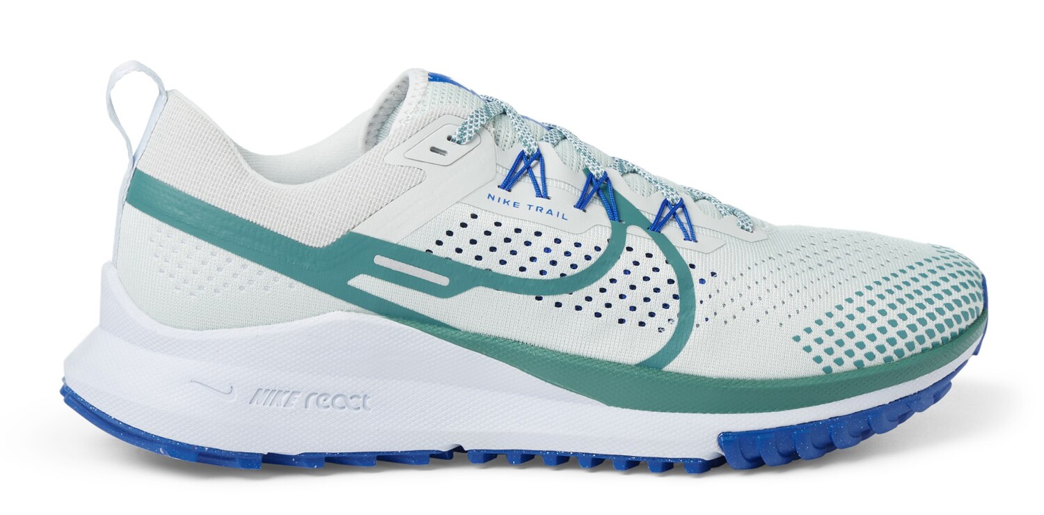 Кроссовки для бега по пересеченной местности Nike React Pegasus Trail 4 — мужские, серый
Кроссовки для бега по пересеченной местности Nike React Pegasus Trail 4 — мужские, серый
