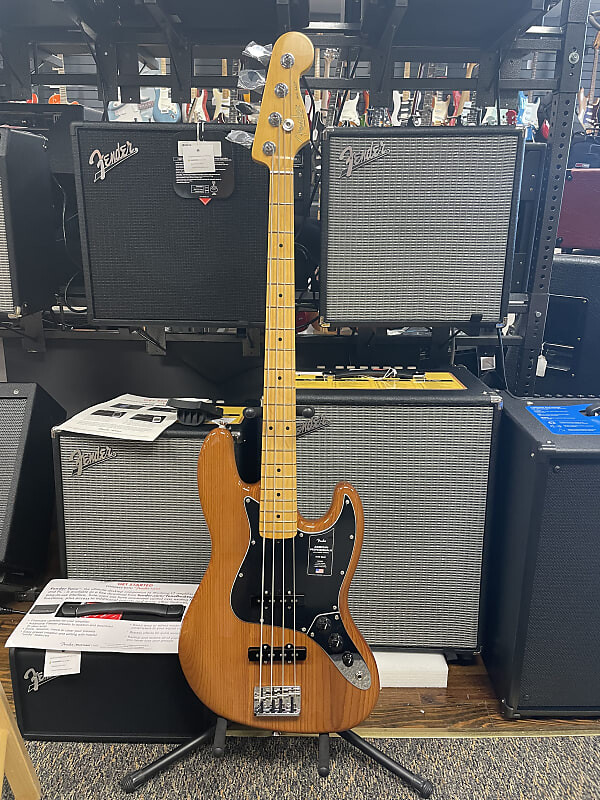 Басс гитара Fender American Professional II Jazz Bass with Maple Fretboard - Roasted Pine
Басс гитара Fender American Professional II Jazz Bass with Maple Fretboard - Roasted Pine
