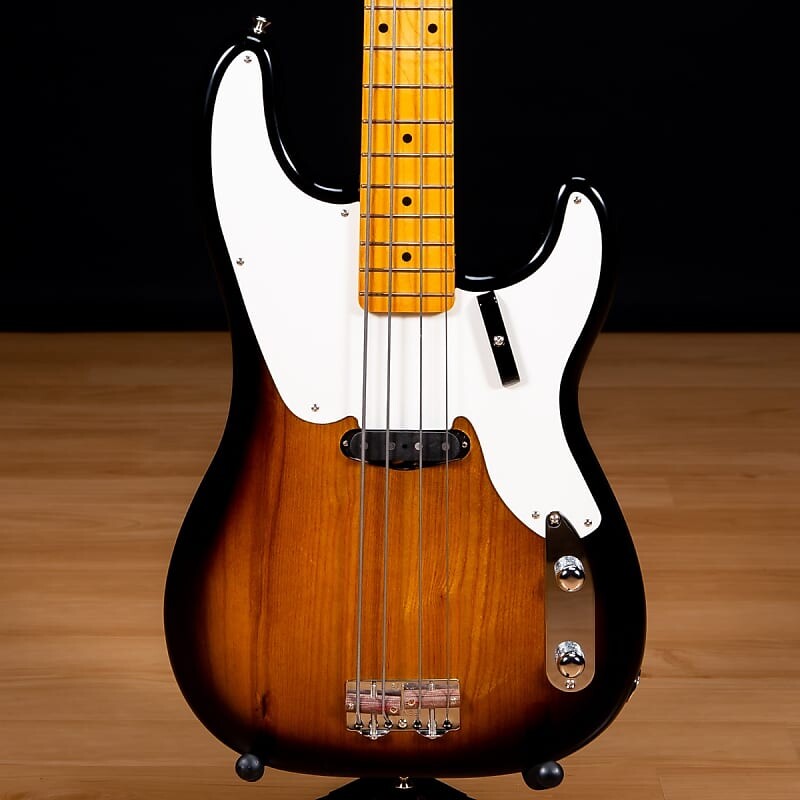Басс гитара Fender American Vintage II 1954 Precision Bass - 2-Color Sunburst SN V0915
Басс гитара Fender American Vintage II 1954 Precision Bass - 2-Color Sunburst SN V0915