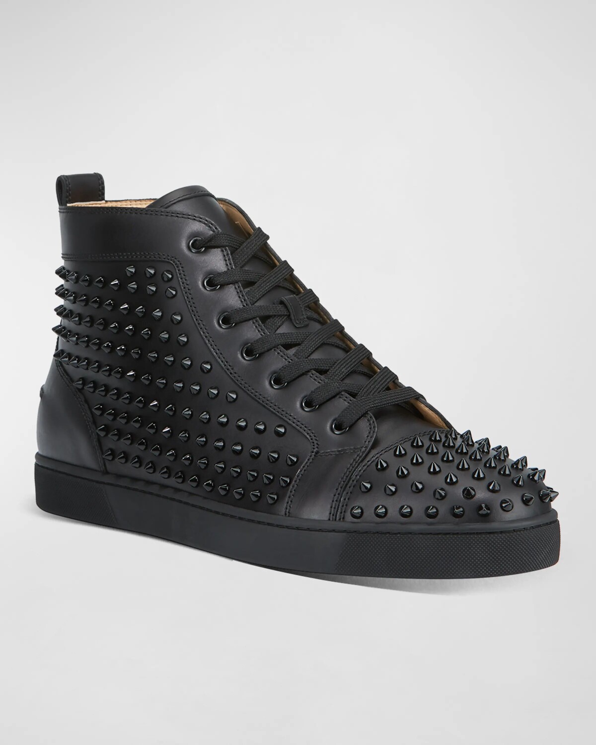 Мужские кожаные кроссовки Louis Mid-Top с шипами Christian Louboutin, цвет Black
Мужские кожаные кроссовки Louis Mid-Top с шипами Christian Louboutin, цвет Black
