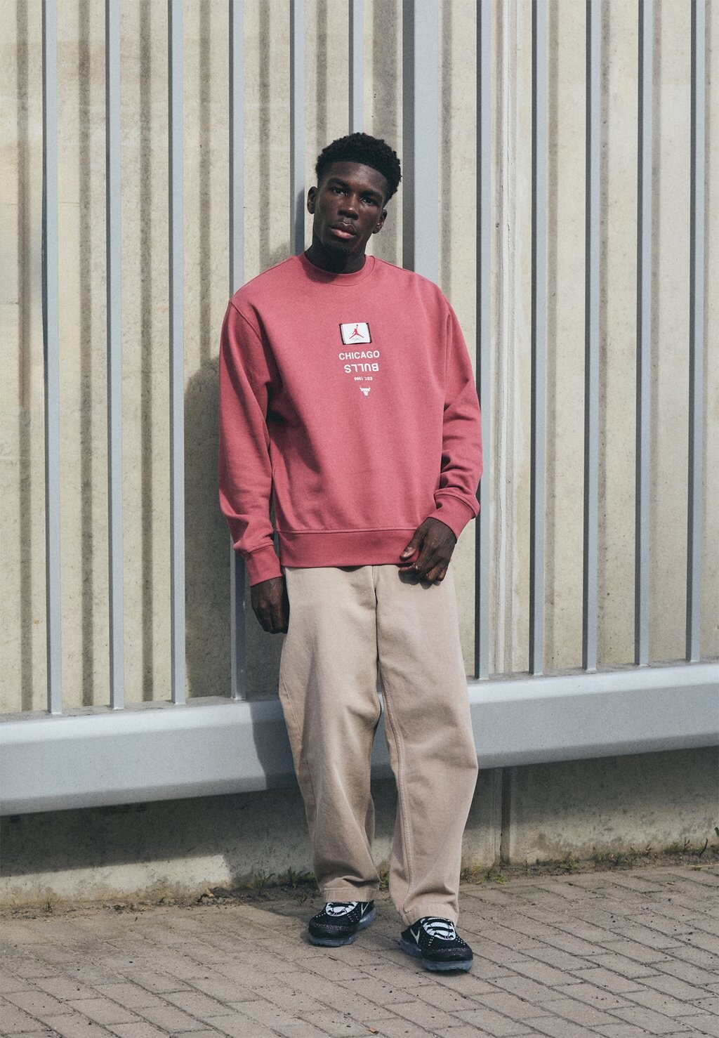 Толстовка с символикой NBA CHICAGO BULLS JORDAN STATEMENT CREW Nike, красный металлик
Толстовка с символикой NBA CHICAGO BULLS JORDAN STATEMENT CREW Nike, красный металлик