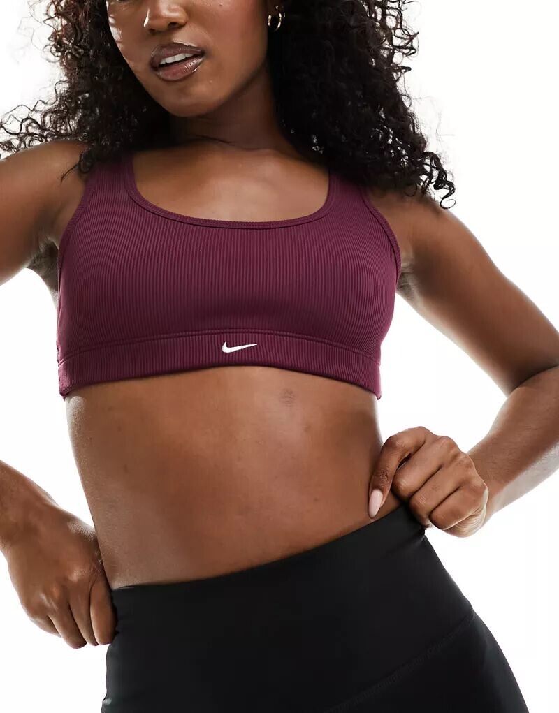 Бордовый легкий поддерживающий бюстгальтер Nike Alate Dri-FIT All You Rib, Коричневый
Бордовый легкий поддерживающий бюстгальтер Nike Alate Dri-FIT All You Rib, Коричневый