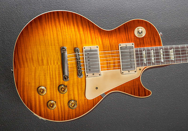 Электрогитара Gibson Custom Shop 1959 Les Paul Standard Reissue Limited Edition Murphy Lab Aged w/Brazilian Rosewood - Tom's Tea
Электрогитара Gibson Custom Shop 1959 Les Paul Standard Reissue Limited Edition Murphy Lab Aged w/Brazilian Rosewood - Tom's Tea
