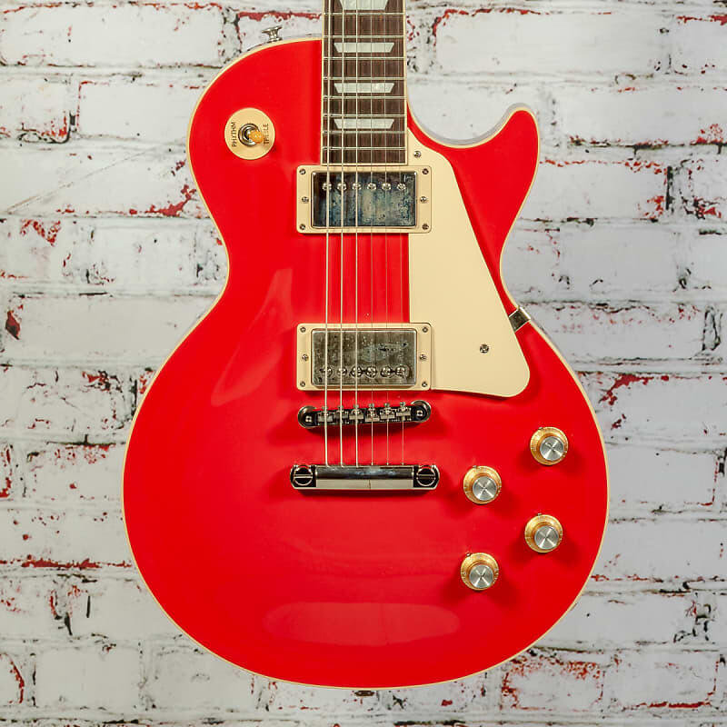 Электрогитара Gibson - Les Paul Standard 60s Plain Top - Electric Guitar - Cardinal Red - w/ Hardshell Case
Электрогитара Gibson - Les Paul Standard 60s Plain Top - Electric Guitar - Cardinal Red - w/ Hardshell Case