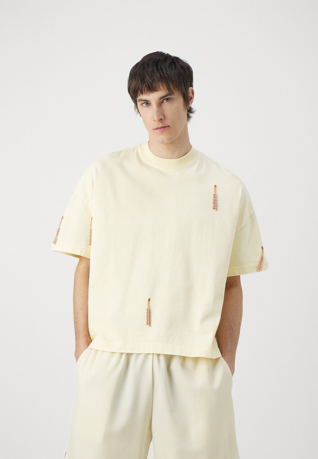 Футболка с принтом TASSELS OVERSIZE FIT TEE UNISEX Bonsai, цвет almond oil
Футболка с принтом TASSELS OVERSIZE FIT TEE UNISEX Bonsai, цвет almond oil