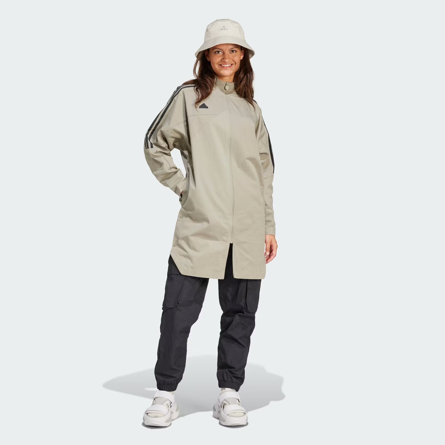 Тканое пальто с тремя полосками и пуговицами Tiro Adidas, цвет Silver Pebble/Black
Тканое пальто с тремя полосками и пуговицами Tiro Adidas, цвет Silver Pebble/Black