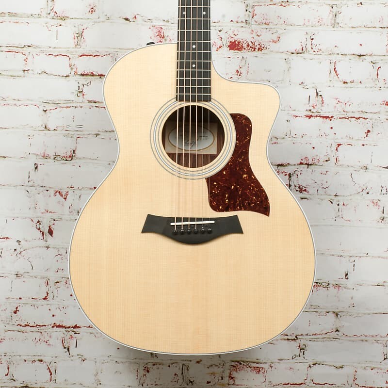Акустическая гитара Taylor 214ce Grand Auditorium Rosewood Acoustic/Electric Guitar Natural
Акустическая гитара Taylor 214ce Grand Auditorium Rosewood Acoustic/Electric Guitar Natural