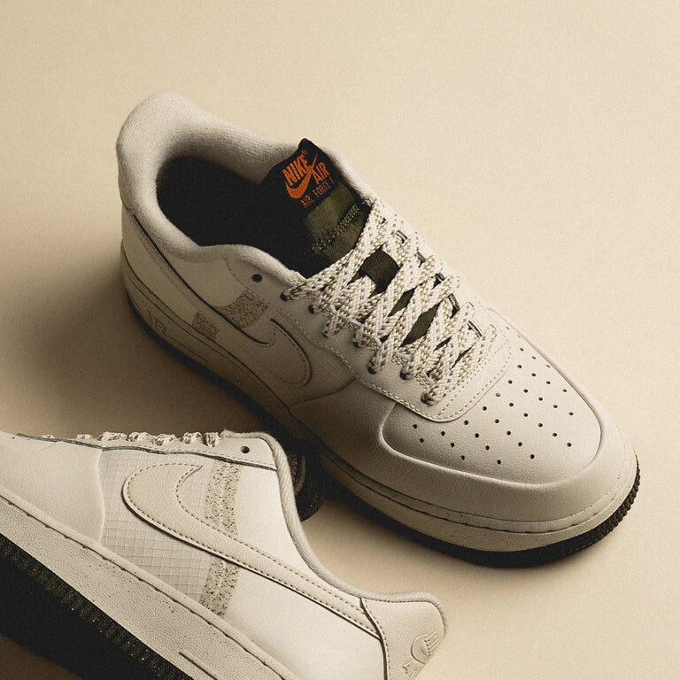 Кроссовки Air Force 1 '07 Lv8 Nike, цвет phantom/phantom/cargo khaki/dark russet
Кроссовки Air Force 1 '07 Lv8 Nike, цвет phantom/phantom/cargo khaki/dark russet