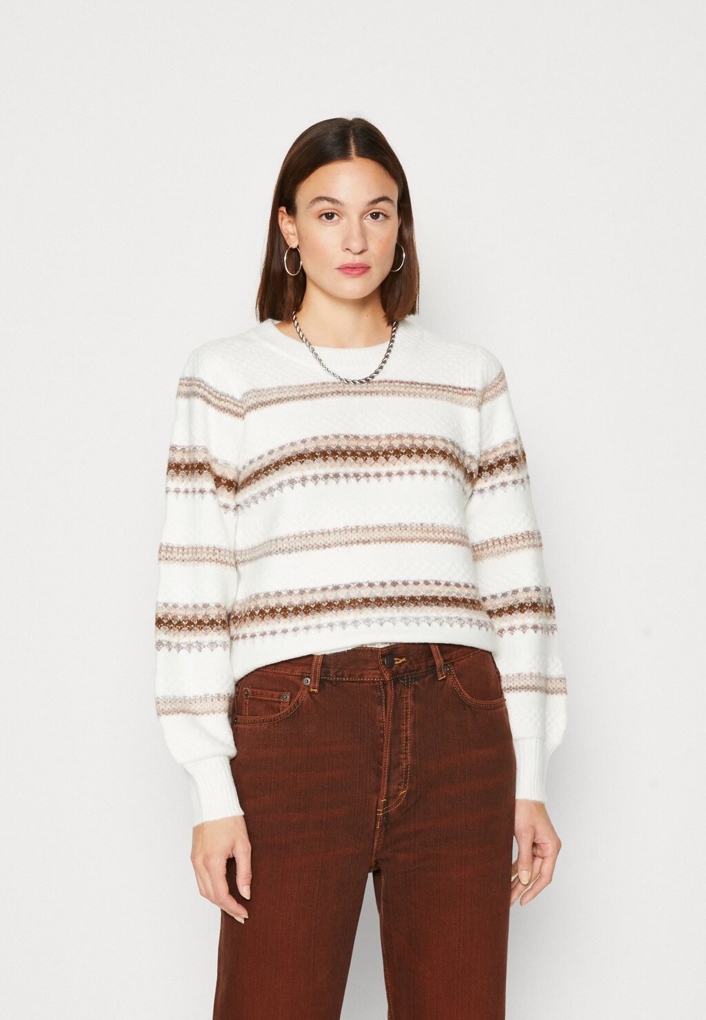 Свитшот JDY JDYEVIE O NECK PUFF STRIPE, цвет cloud dancer/mauve mist/chocolate fondant
Свитшот JDY JDYEVIE O NECK PUFF STRIPE, цвет cloud dancer/mauve mist/chocolate fondant