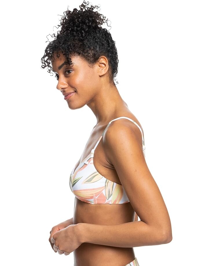 Топ бикини Roxy Beach Classics Strappy Bikini Top, цвет Bright White Subtly Salty Flat
Топ бикини Roxy Beach Classics Strappy Bikini Top, цвет Bright White Subtly Salty Flat