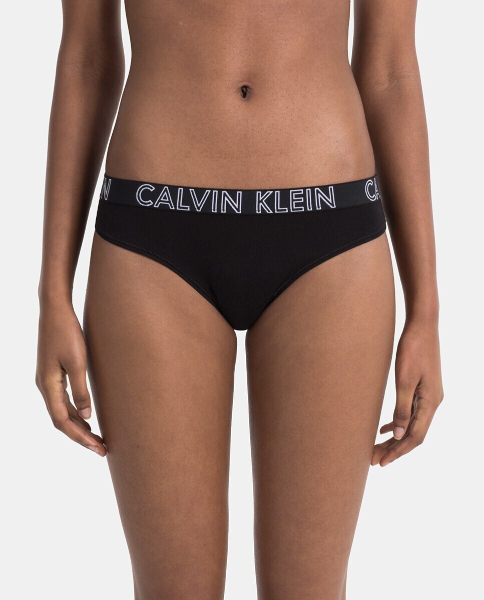 Классические трусы Calvin Klein из хлопка Ultimate с контрастным логотипом Calvin Klein, черный
Классические трусы Calvin Klein из хлопка Ultimate с контрастным логотипом Calvin Klein, черный