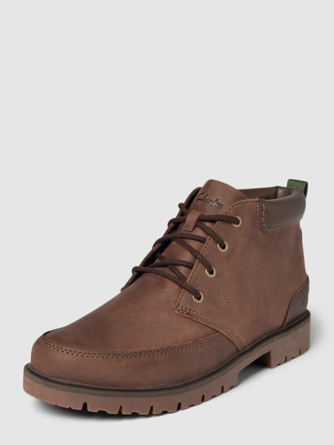 Ботинки дезерты с детализацией лейбла, модель «ROSSDALE» Clarks, темно-коричневый
Ботинки дезерты с детализацией лейбла, модель «ROSSDALE» Clarks, темно-коричневый