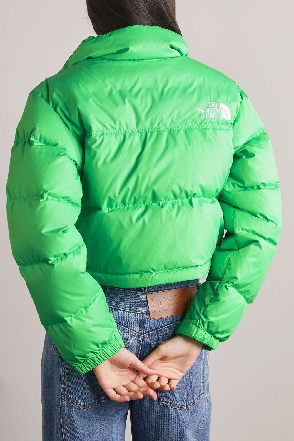 THE NORTH FACE Укороченный пуховик Retro Nuptse 1996 года с неоновой подкладкой из рипстопа, ярко-зеленый
THE NORTH FACE Укороченный пуховик Retro Nuptse 1996 года с неоновой подкладкой из рипстопа, ярко-зеленый