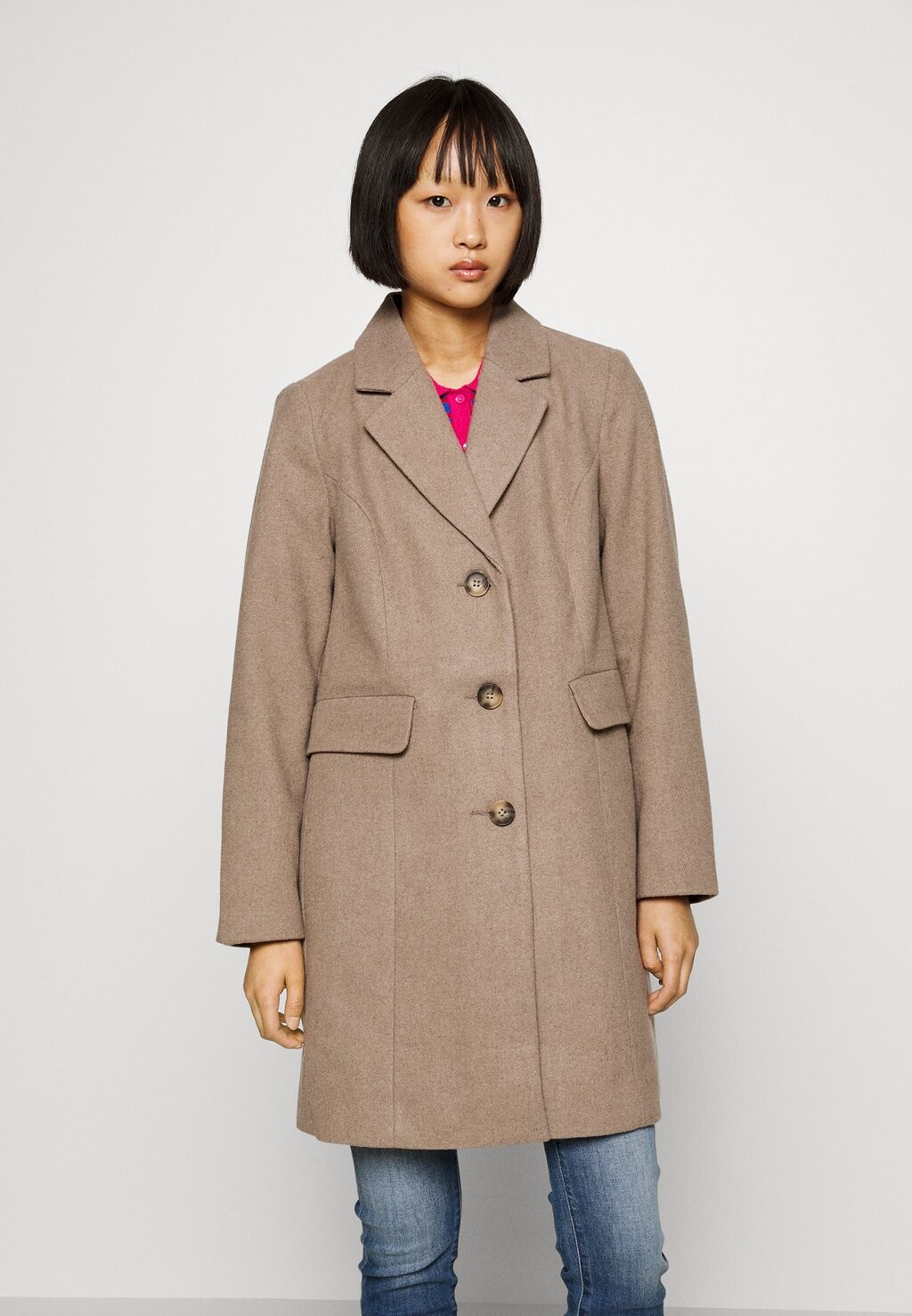 Классическое пальто Vero Moda Petite VMGIANNACINDY COAT, цвет brown lentil melange
Классическое пальто Vero Moda Petite VMGIANNACINDY COAT, цвет brown lentil melange