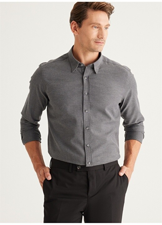 Slim Fit Антрацитовая мужская рубашка с воротником на пуговицах Altınyıldız Classic
Slim Fit Антрацитовая мужская рубашка с воротником на пуговицах Altınyıldız Classic