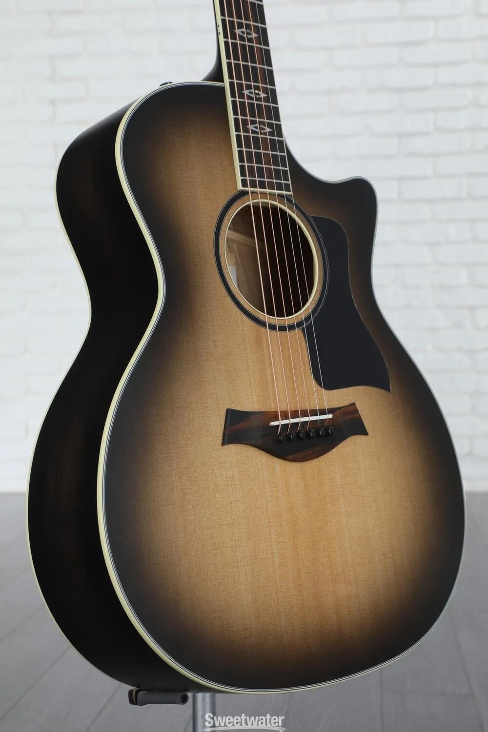 Ограниченная серия Taylor GAce-LTD Grand Auditorium Acoustic-electric — прозрачный черный со специальной накладкой из черного дерева
Ограниченная серия Taylor GAce-LTD Grand Auditorium Acoustic-electric — прозрачный черный со специальной накладкой из черного дерева
