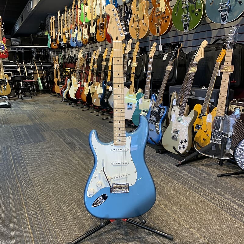 Электрогитара Fender Player Stratocaster Left-Handed with Maple Fretboard Tidepool
Электрогитара Fender Player Stratocaster Left-Handed with Maple Fretboard Tidepool