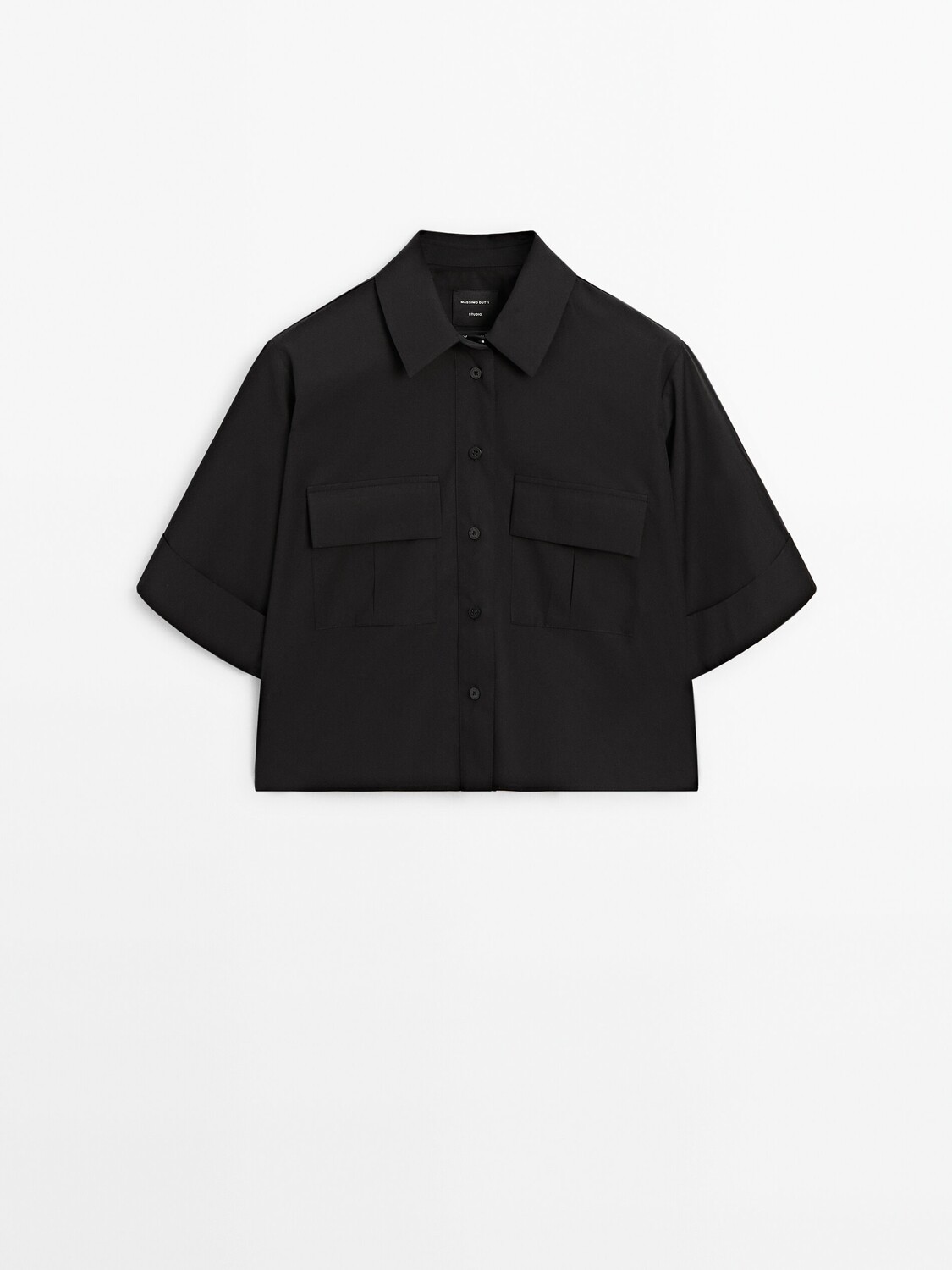 Укороченная хлопковая рубашка с короткими рукавами и карманами Massimo Dutti, черный
Укороченная хлопковая рубашка с короткими рукавами и карманами Massimo Dutti, черный