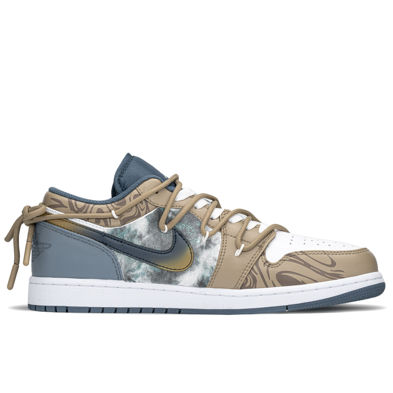 Кроссовки Air Jordan 1 Vintage Basketball Shoes Men Low-top Brown/blue/gold, коричневый/синий
Кроссовки Air Jordan 1 Vintage Basketball Shoes Men Low-top Brown/blue/gold, коричневый/синий