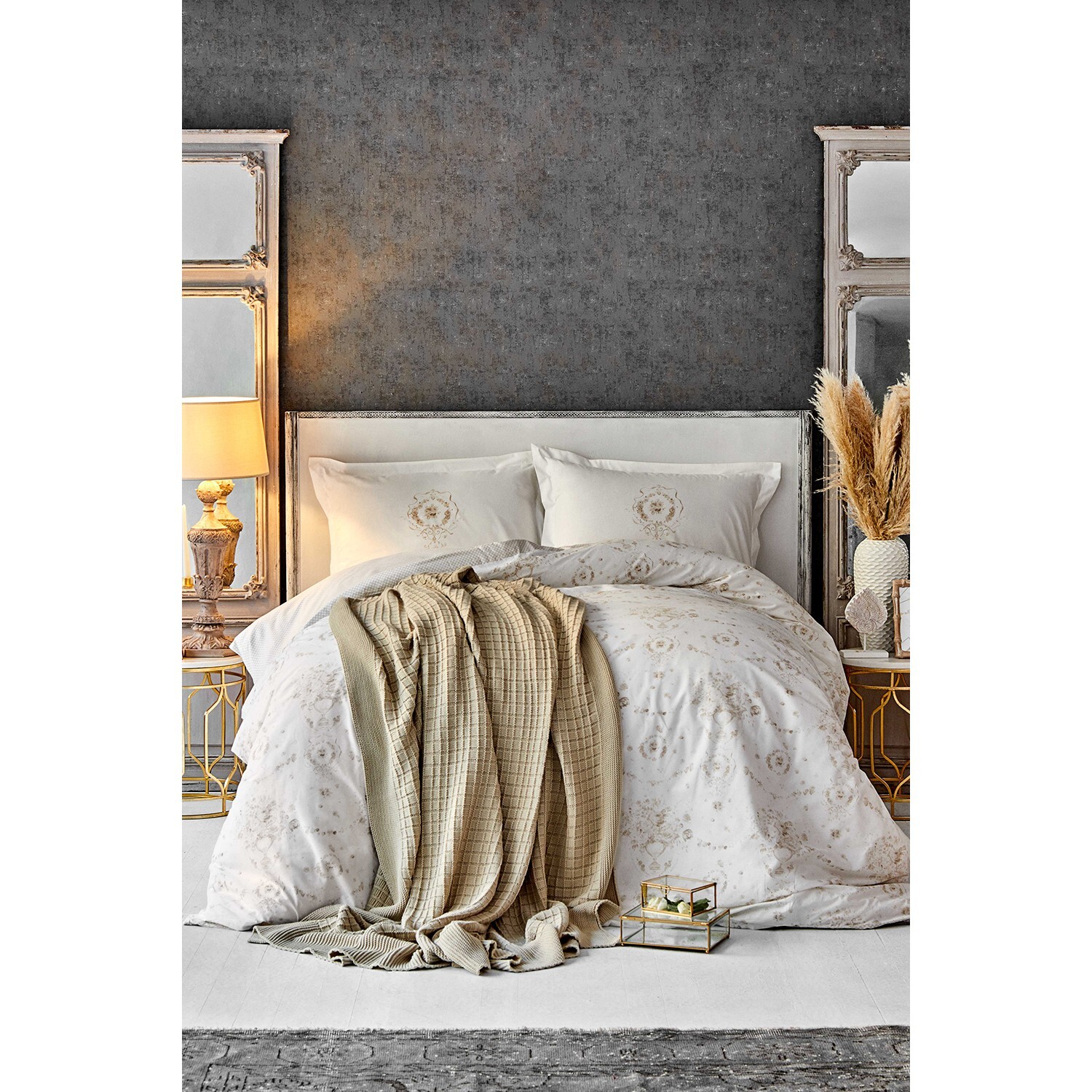 Комплект постельного белья Пододеяльник Karaca Home Quatre Deluxe Gold, комплект одеял из органзы
Комплект постельного белья Пододеяльник Karaca Home Quatre Deluxe Gold, комплект одеял из органзы