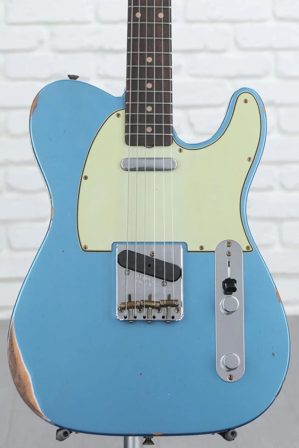 Ограниченная серия Fender Custom Shop '61 Электрогитара Telecaster Relic - Aged Lake Placid Blue
Ограниченная серия Fender Custom Shop '61 Электрогитара Telecaster Relic - Aged Lake Placid Blue