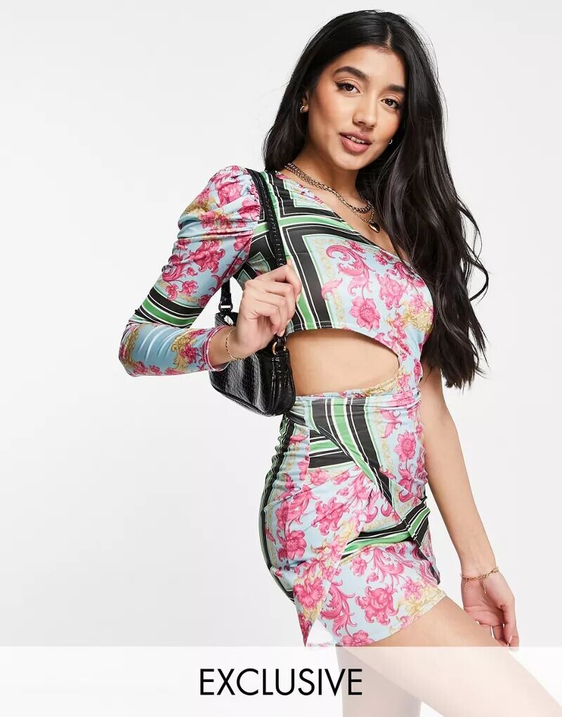 Эксклюзивное облегающее платье асимметричного кроя In The Style x Liberty с цветочным принтом
Эксклюзивное облегающее платье асимметричного кроя In The Style x Liberty с цветочным принтом