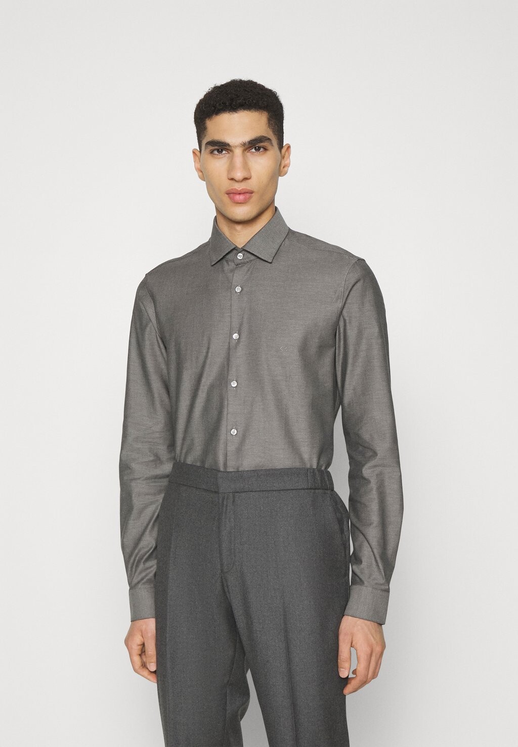Классическая рубашка Structure Solid Slim Shirt Calvin Klein Tailored, цвет moon mist
Классическая рубашка Structure Solid Slim Shirt Calvin Klein Tailored, цвет moon mist