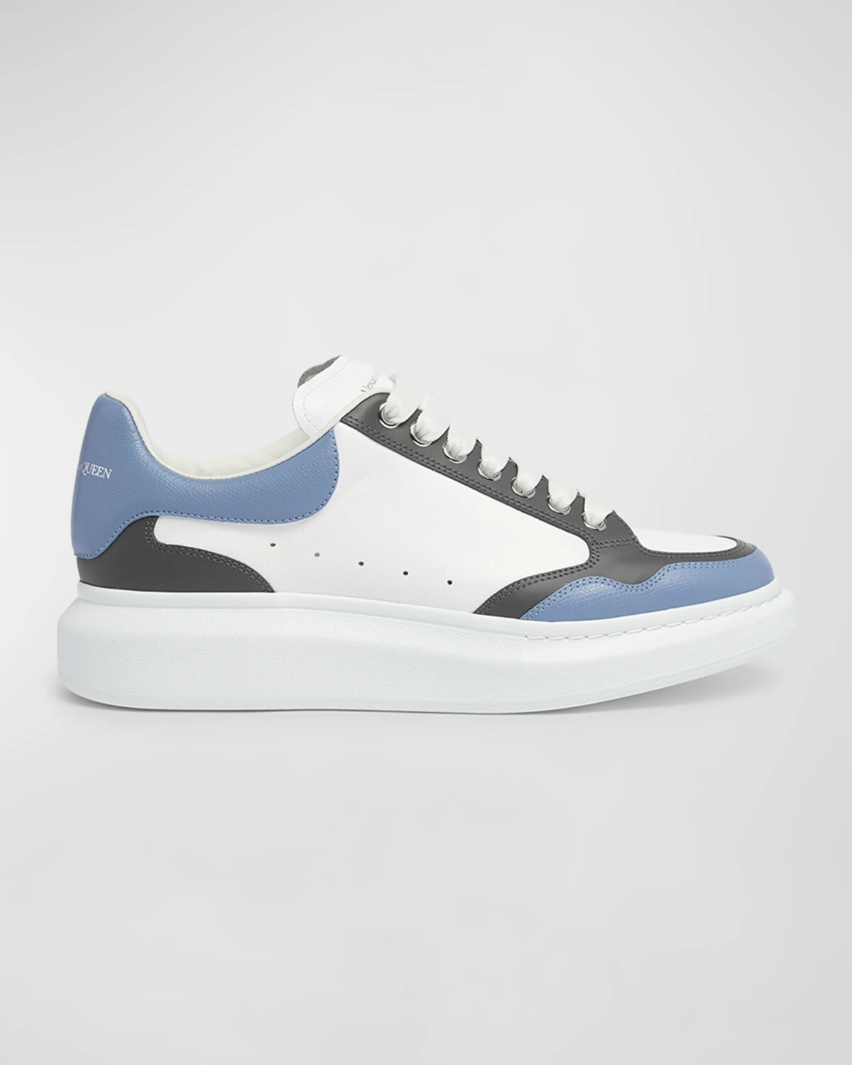 Мужские кожаные низкие кеды Larry Oversized Alexander McQueen, цвет Blue/Multi
Мужские кожаные низкие кеды Larry Oversized Alexander McQueen, цвет Blue/Multi