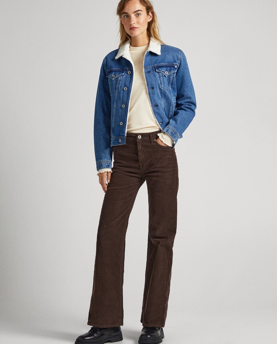 Женские вельветовые расклешенные брюки с 5 карманами Pepe Jeans, темно коричневый
Женские вельветовые расклешенные брюки с 5 карманами Pepe Jeans, темно коричневый