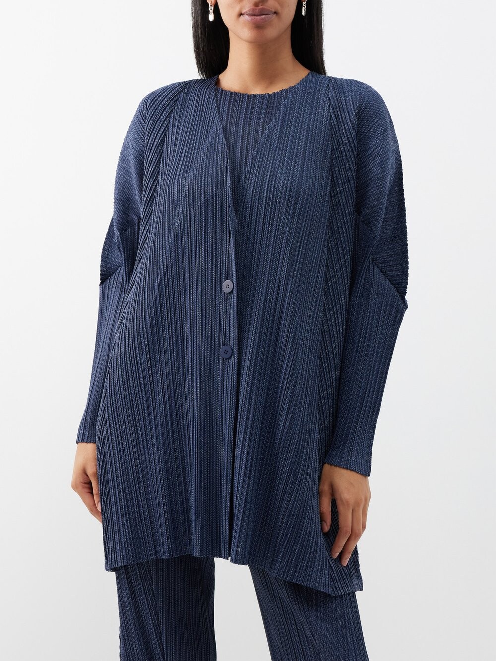 Куртка из смесового хлопка с v-образным вырезом и техническими складками Pleats Please Issey Miyake, синий
Куртка из смесового хлопка с v-образным вырезом и техническими складками Pleats Please Issey Miyake, синий